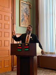 Passing the Torch: Celebrating the Legacy of DeWitt R. Lee III as the 2023 Brown Bag Man of the Year